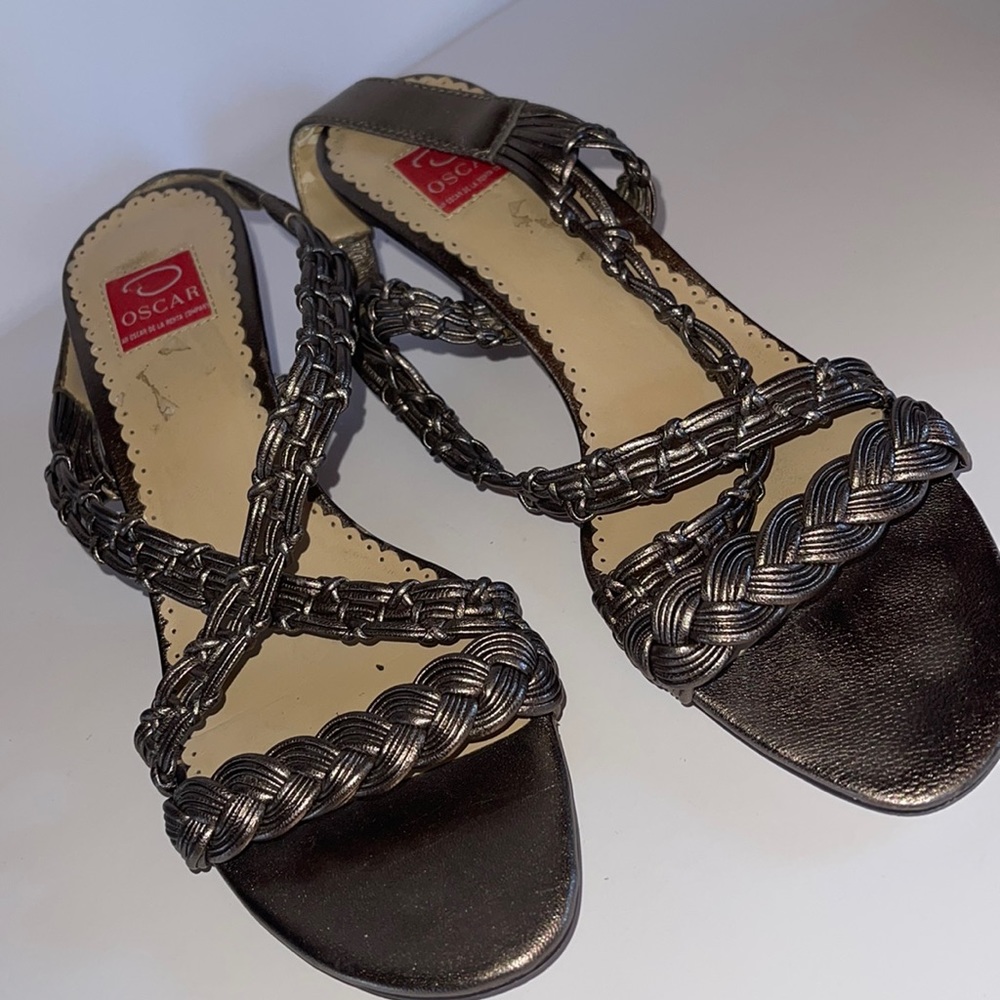 Womens Oscar De La Renta heels - size 7